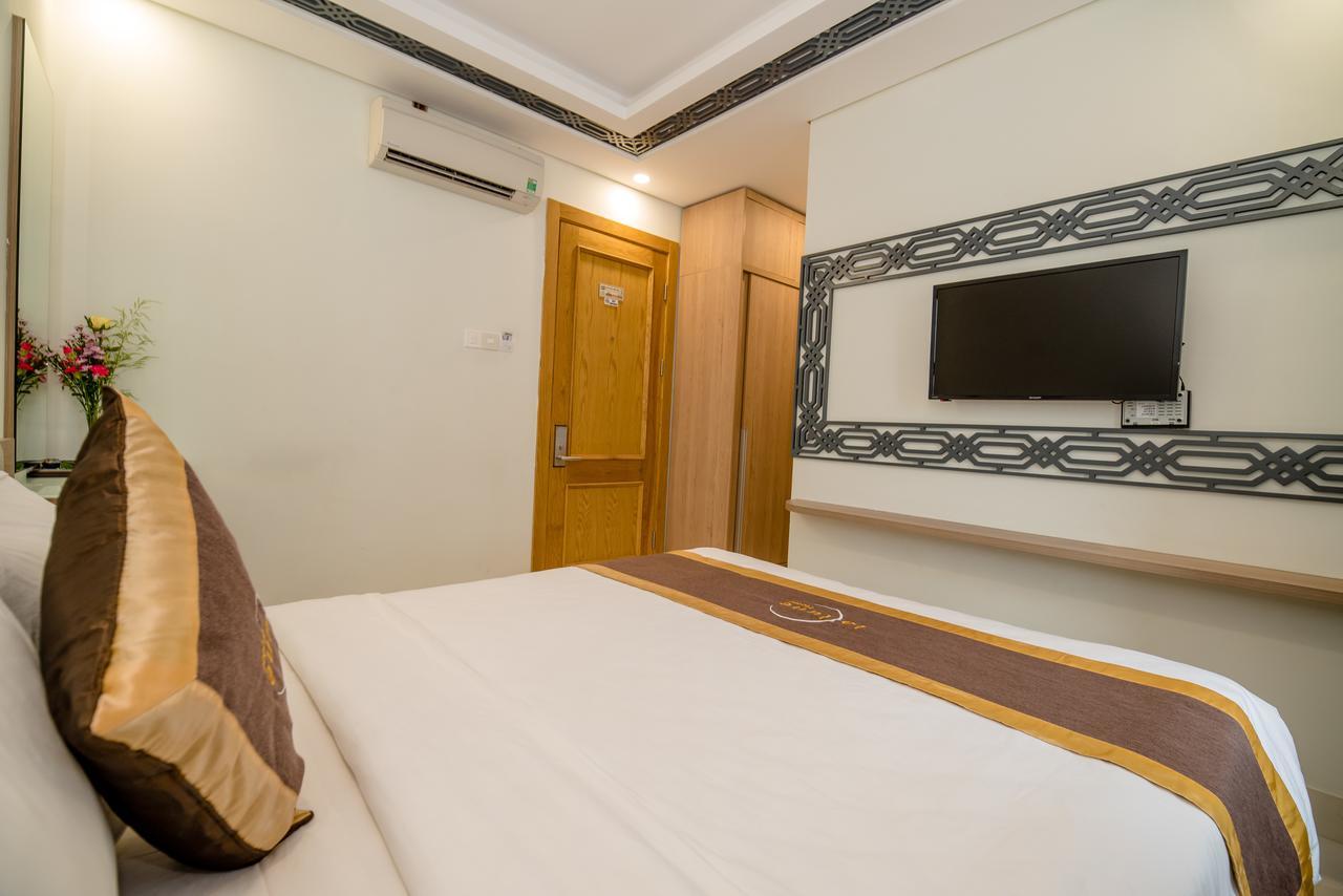 Hong Phuc Hotel 4 Da Nang Exterior photo