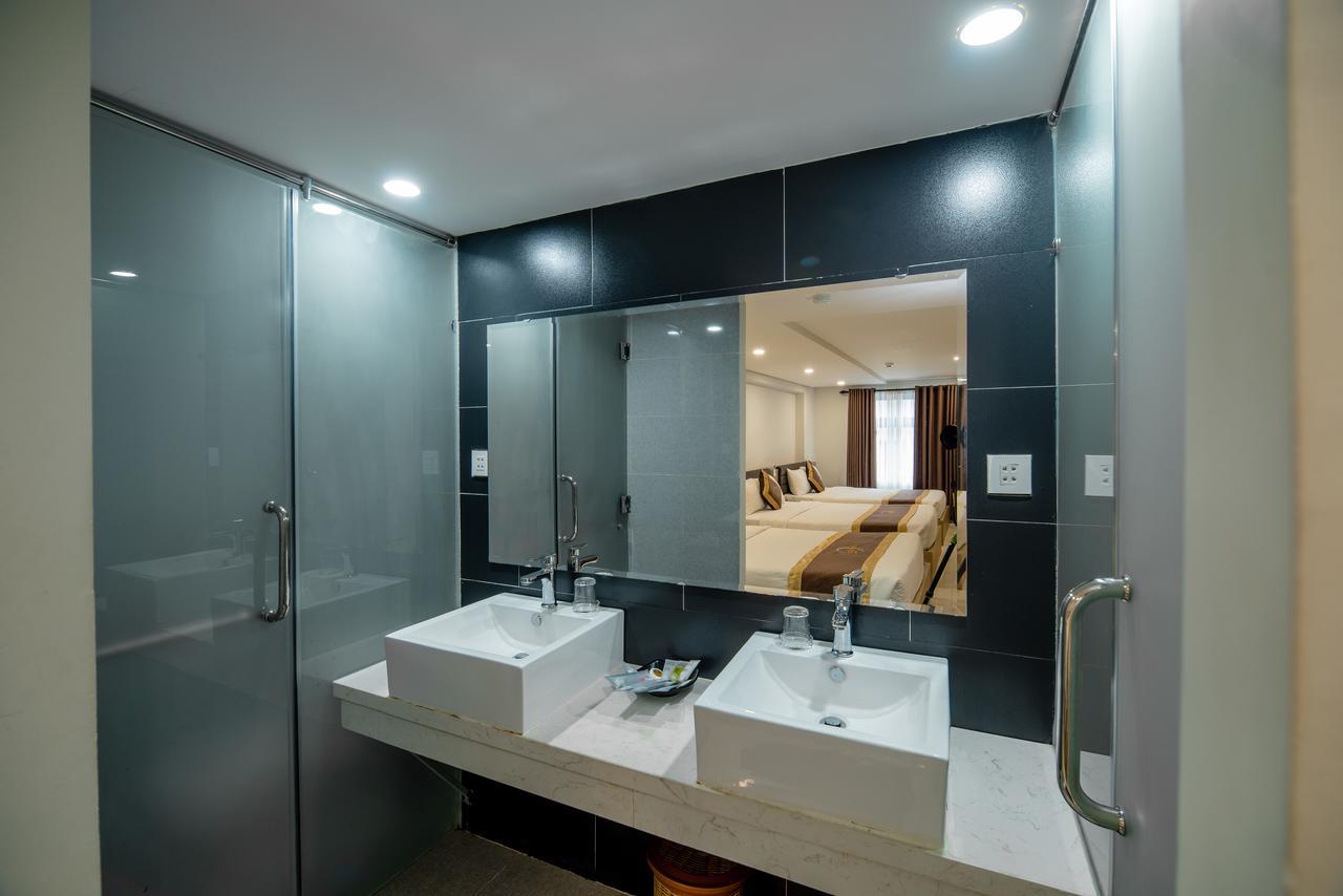 Hong Phuc Hotel 4 Da Nang Exterior photo